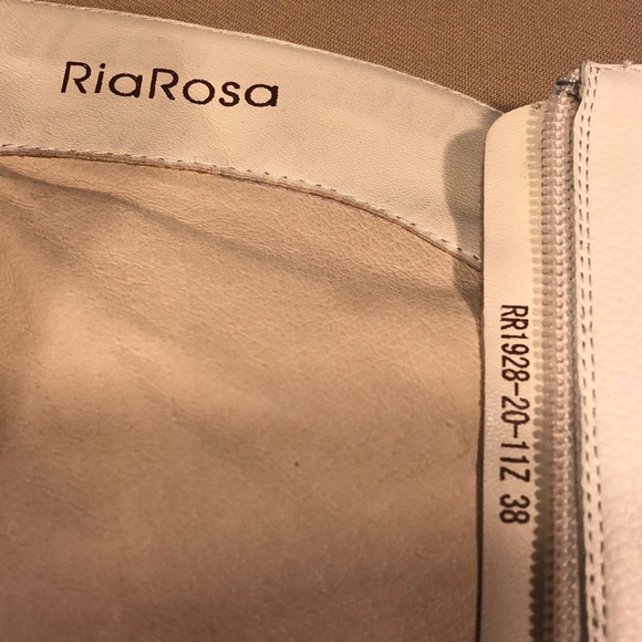 RiaRosa White Leather Heeled Boots – Size 38 (US 8) - Picture 6 of 12